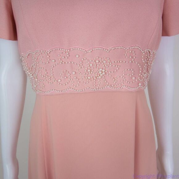 Maggy London vintage pink fake two-piece maxi dress with pearl floral, 6 - Picture 9 of 16